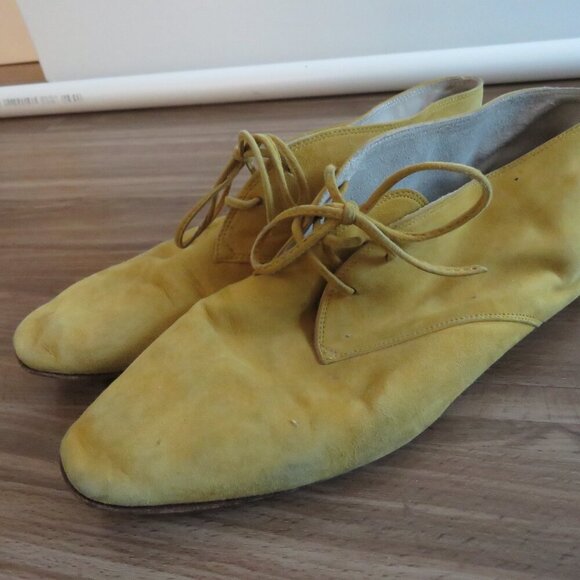 VINTAGE GUCCI Butter Yellow Suede Chukka Lace Up Flat Boots Booties - Size US 6 - Picture 8 of 15